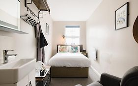 Borough High Street Rooms Hotel